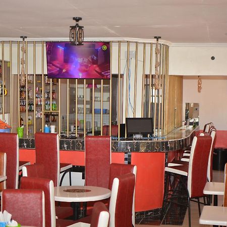 Hotel The Farm Bar And Restaurant Kakamega Esterno foto